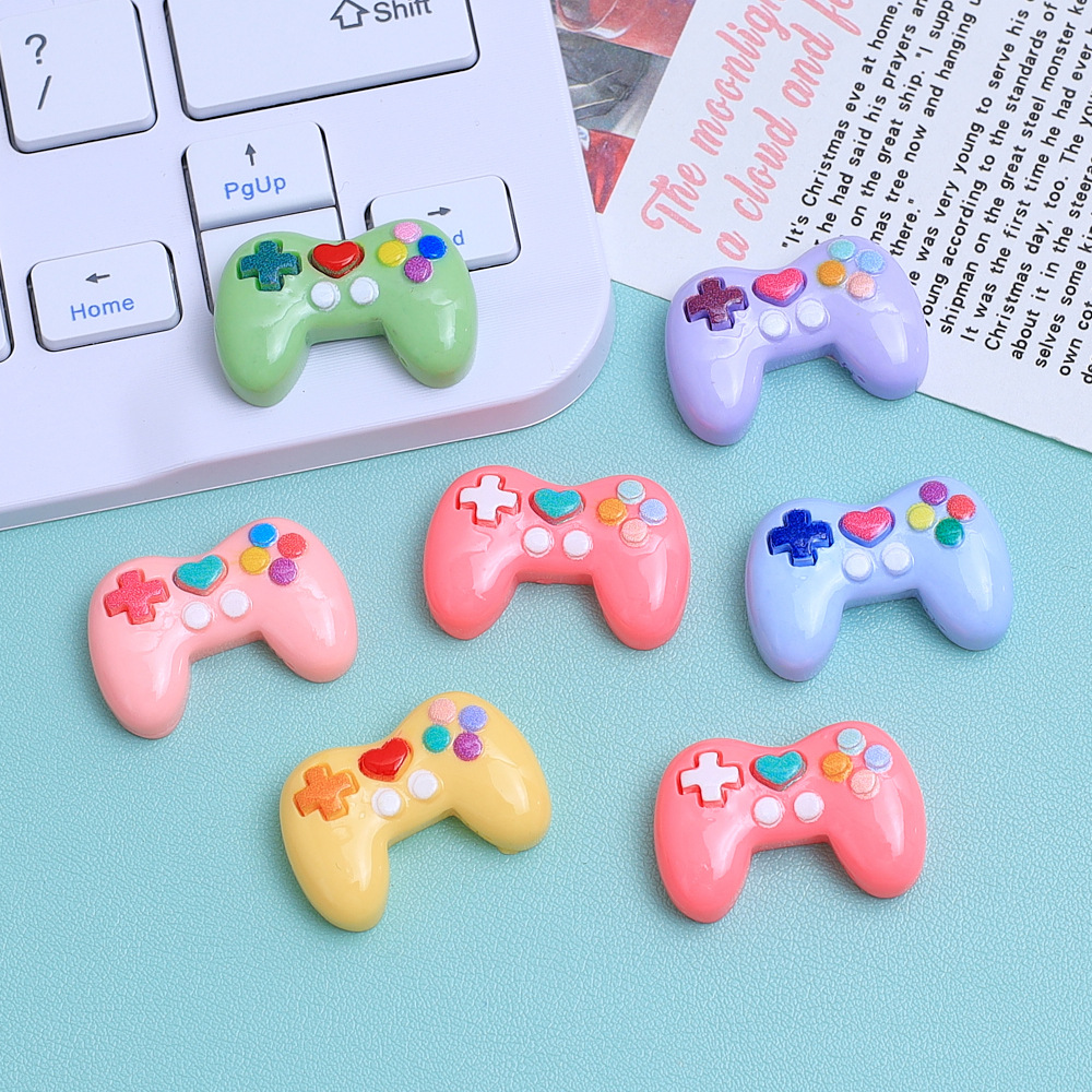 Gaming Console Keychain - 5 szt. Kolorowe zawieszki z żywicy